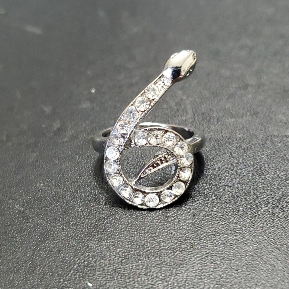 Silver tone coiled snake ring size 8